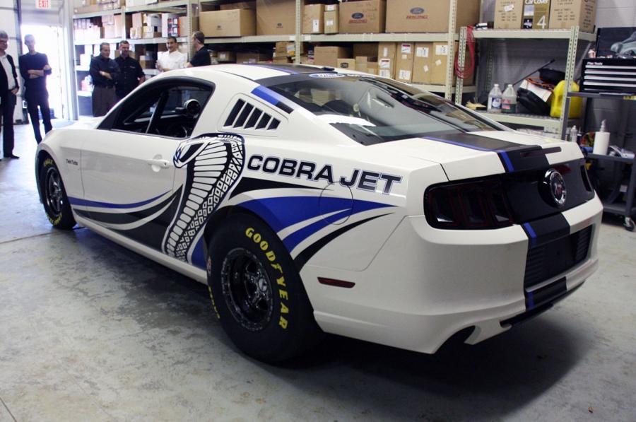  Ford Mustang Cobra Jet 2010 года  (фото 60 из 84)